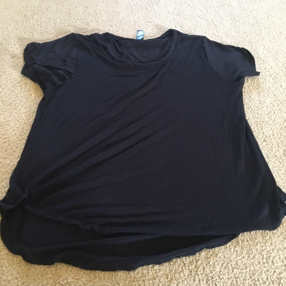Black Lola Getts shirt